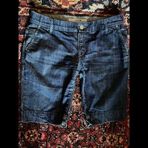 JOE’S Bermuda Shorts - Size 30 Excellent Condition!